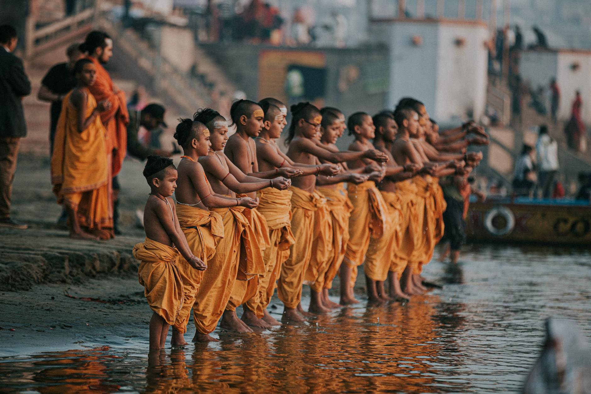 Sacred Heart of India – Varanasi Ganges ceremony