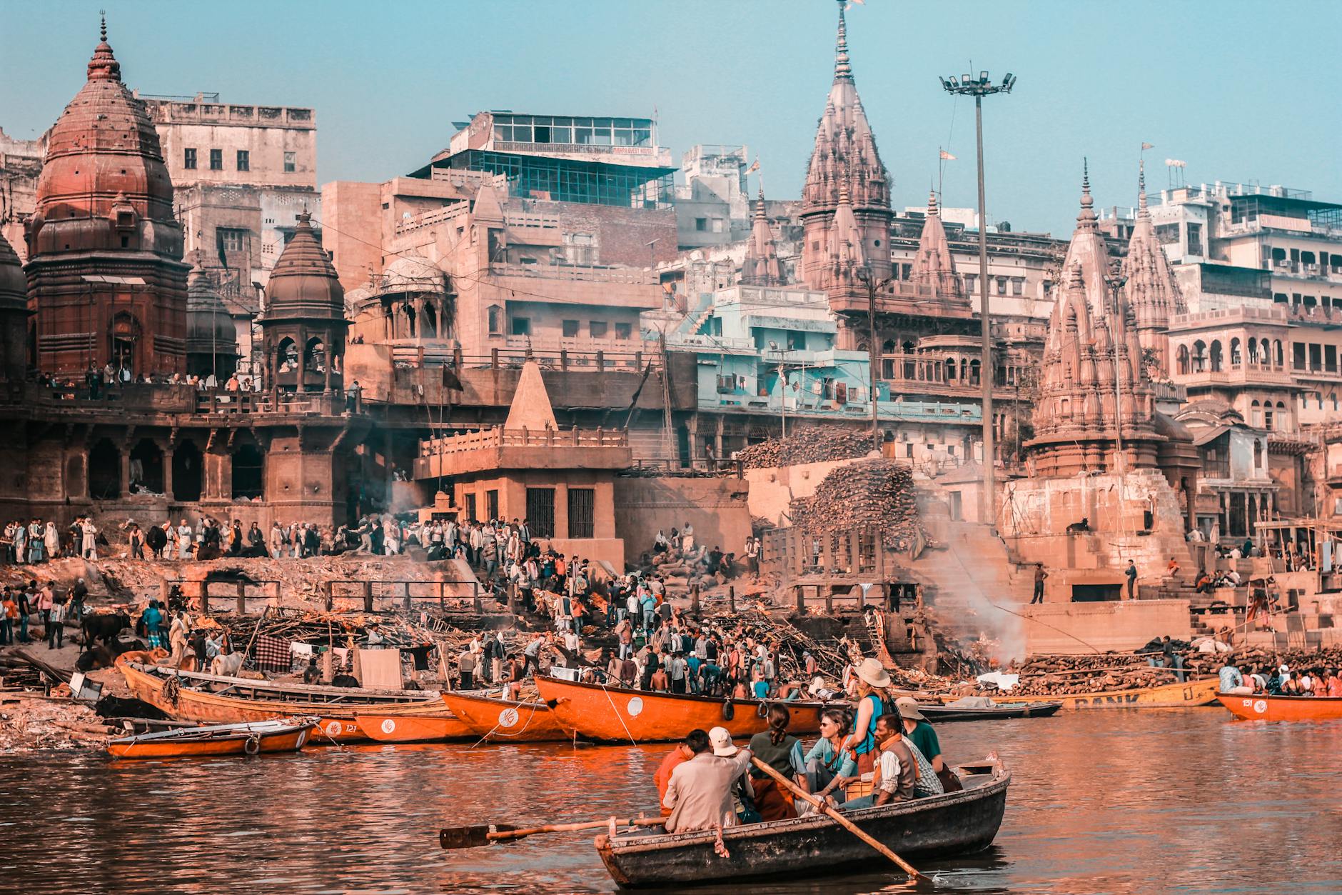 Sacred Heart of India – Varanasi & Rishikesh